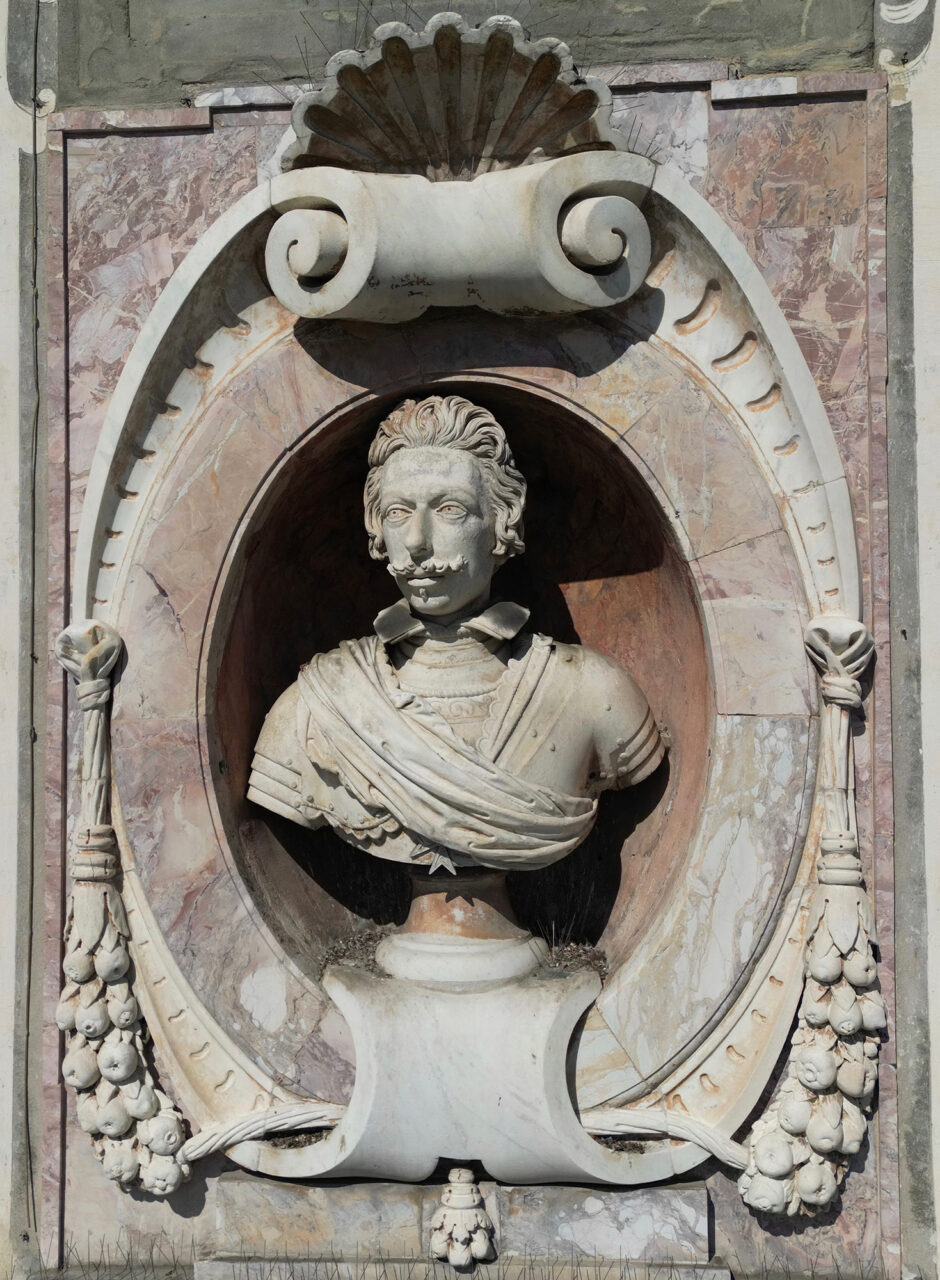Busto Cosimo II – Copertina e immagine 1 – Freccioni SNS – DJI_0540