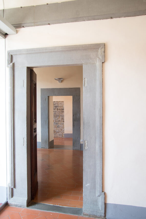 Carovana – interno – infilata di porte – Tartarelli SNS – Palazzo_Carovana-7929