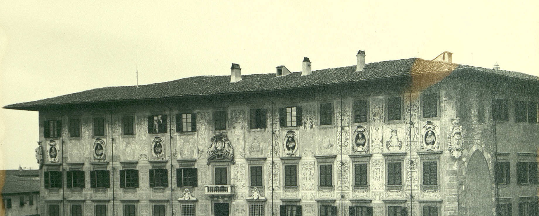 Palazzo Carovana – foto storica – album luoghi 1 – testata – Archivio SNS