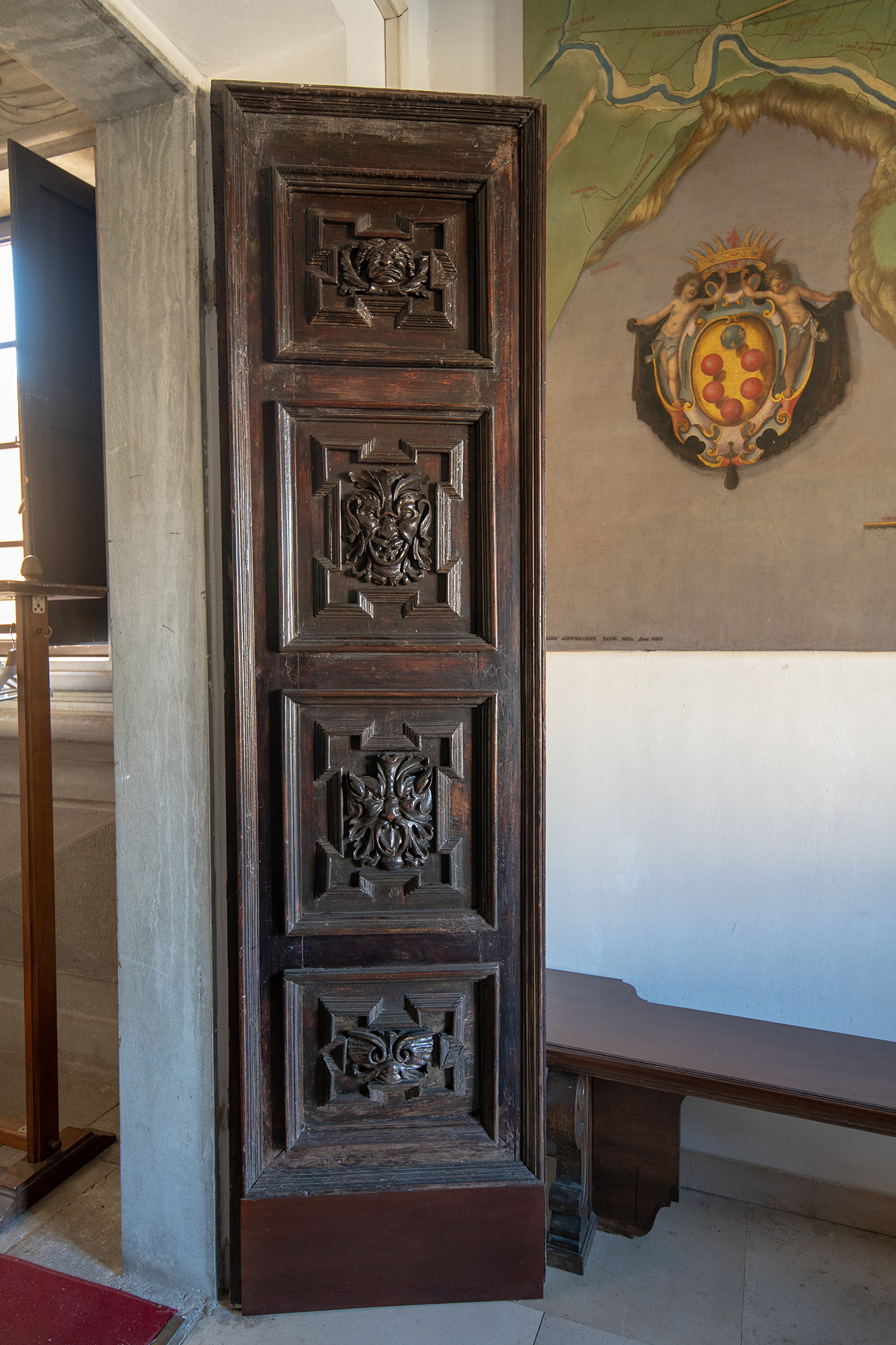 Palazzo Dodici – primo piano – battente porta – TARTARELLI – DSC_0316