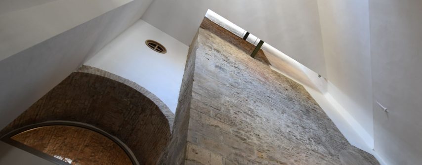 Orologio – preesistenze medievali – testata – TARTARELLI – DSC_8433_particolare