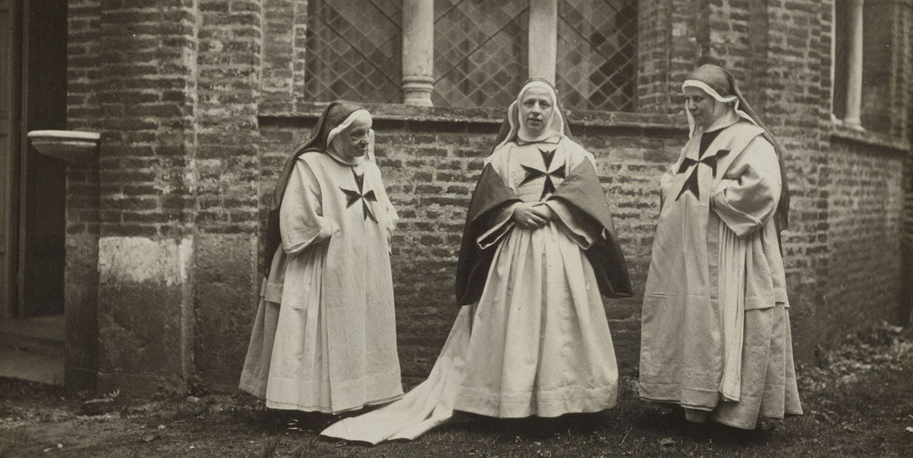 Piazza nei secoli – Istituzioni – Ordine S. Stefano, suore – ICCD – MPI6087650