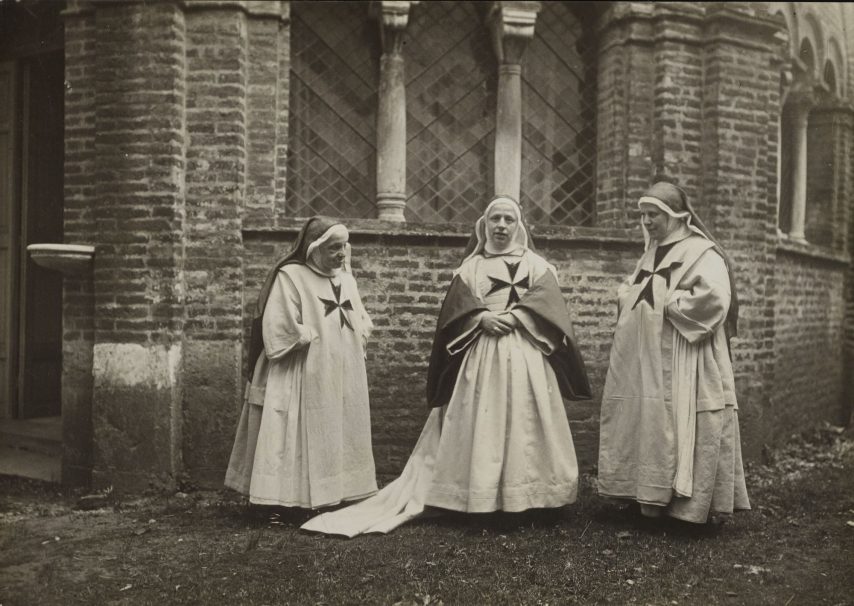 Piazza nei secoli – Istituzioni – Ordine S. Stefano, suore – ICCD – MPI6087650