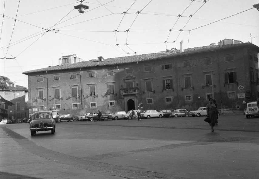 Piazza dei Cavalieri – Sviluppo novecentesco – Palazzo BLU – 334F06851 copia