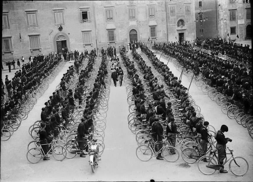 Eventi – parate fasciste – Palazzoblu_Allegrini_Parate – 005 FALL68N003