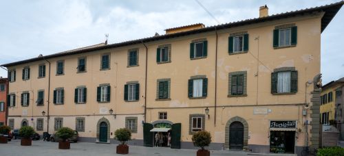 Piazza dei Cavalieri – sviluppo moderno e contemporaneo – case a schiera – TARTARELLI – DSC_1804_case a schiera