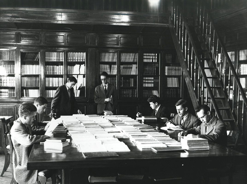 Palazzo Carovana – Sala del Ballatoio_testata – SNS – Figura_05_Ballatoio_50