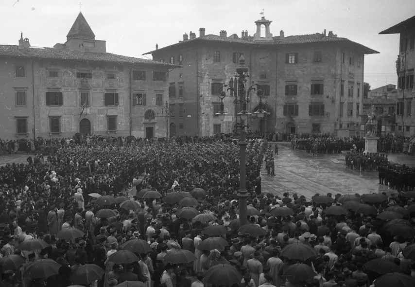 Età della piazza – età contemporanea_Unità d’Italia – Palazzo Blu – FALR223N369 copia